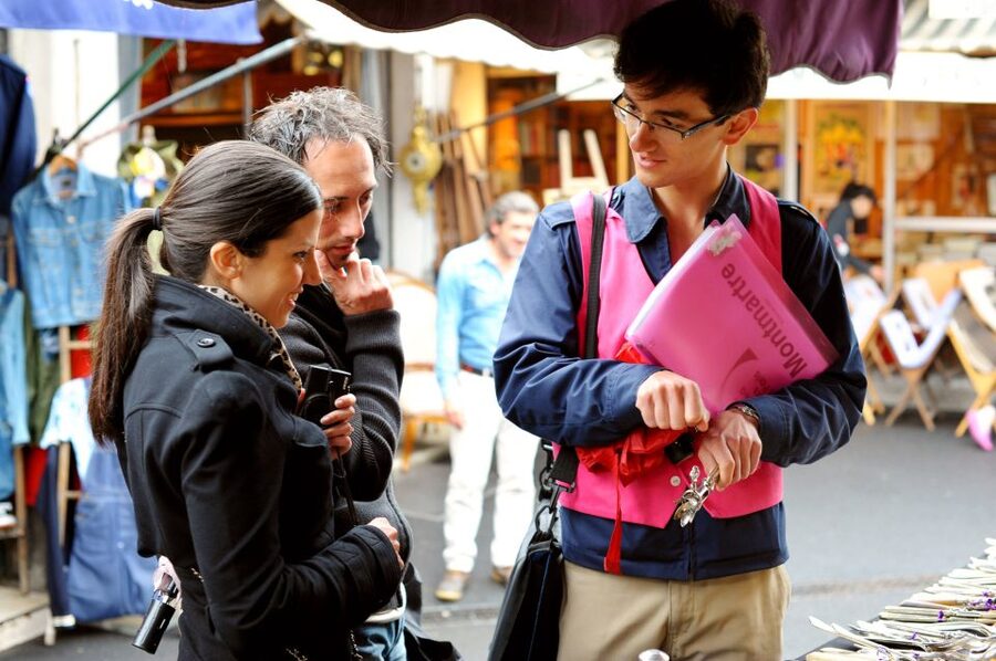 Paris: Flea Market Insider's Tour in Extra-Small Group - Small-group attention and guide quality