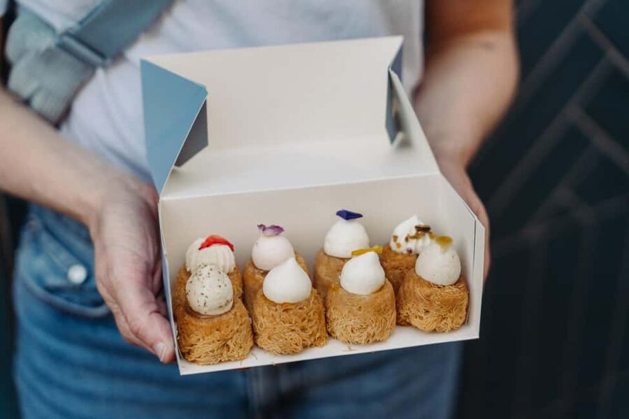 Paris: Food and Wine Tasting Walking Tour in Le Marais - What the guide adds to the experience