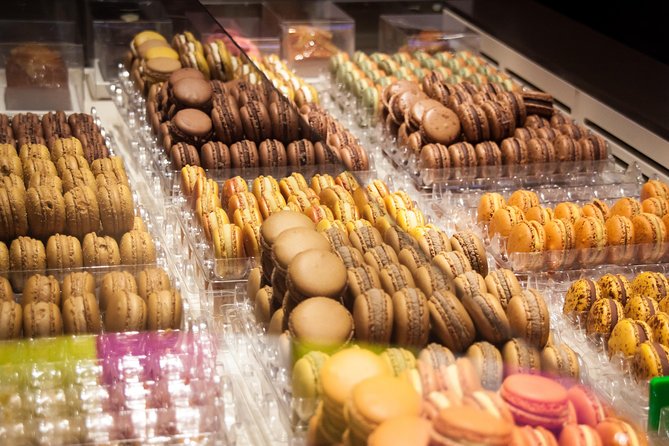 Paris French Sweets Tasting Tour with Pastries and Chocolates - The walking pace, timing, and practical comfort