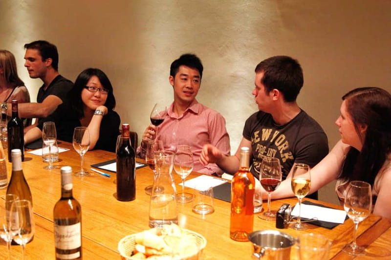 Paris: French Wine Tasting Class with Sommelier - The sommeliers make the difference