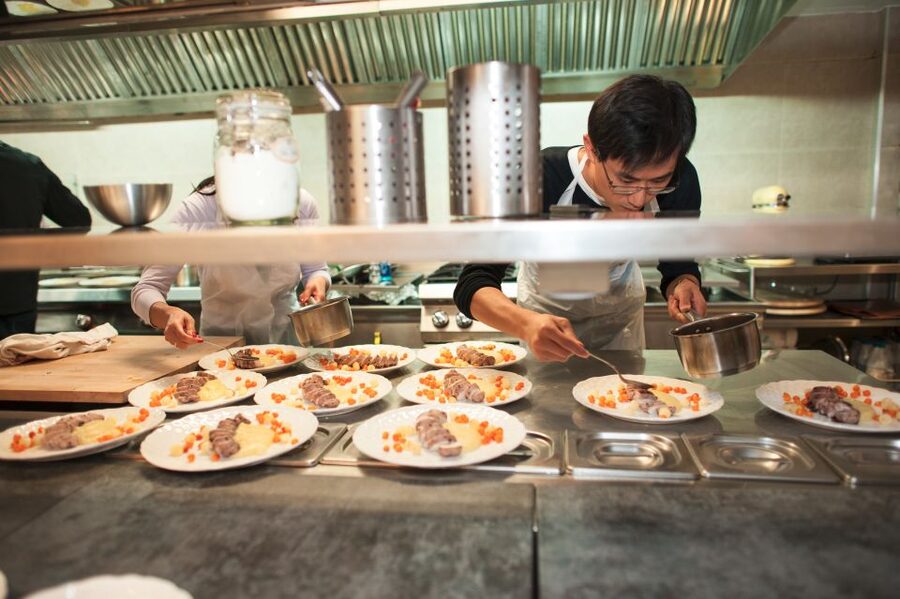 Paris: Full-Day Cooking Class with 3-Course Lunch - Learning six to eight French cooking techniques