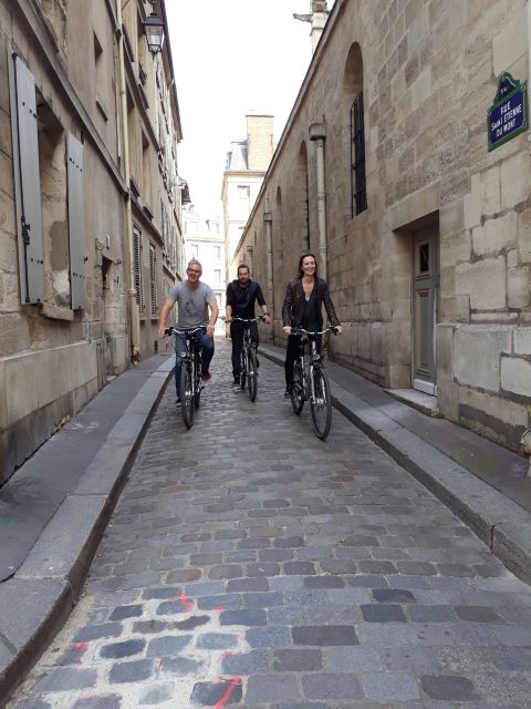 Paris: Guided Bike Tour Like a Local - Starting at Le Peloton Café
