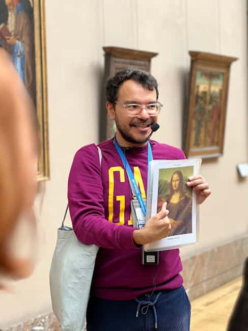 Paris: Guided tour in PORTUGUESE at the Louvre-semi-private - Why Portuguese makes a difference inside the Louvre