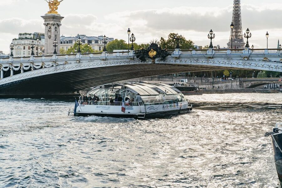 Paris: Hop-On Hop-Off Seine Cruise Pass with 9 Stops - Musée d’Orsay and the Left Bank