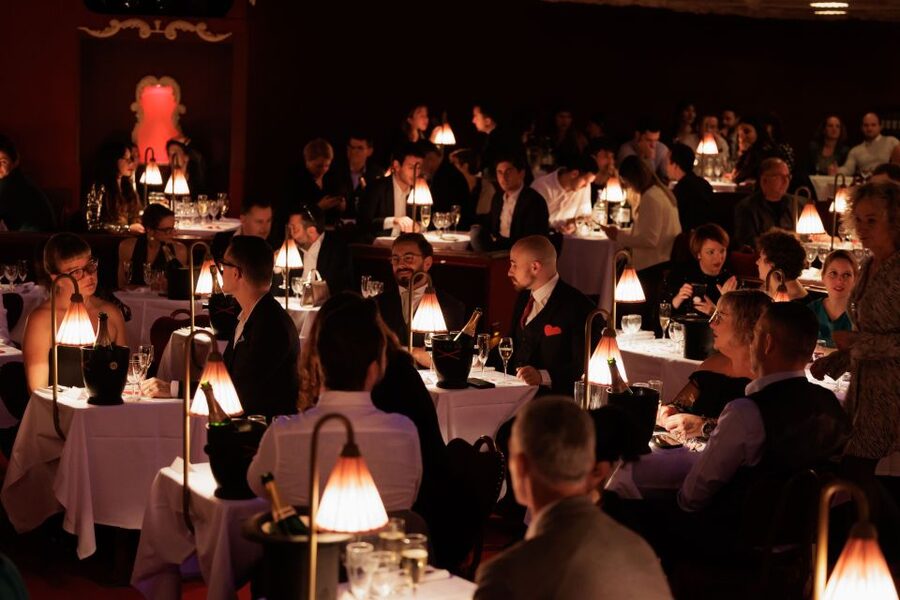 Paris: La Nouvelle Eve Cabaret Dinner Show - La Nouvelle Eve near Moulin Rouge