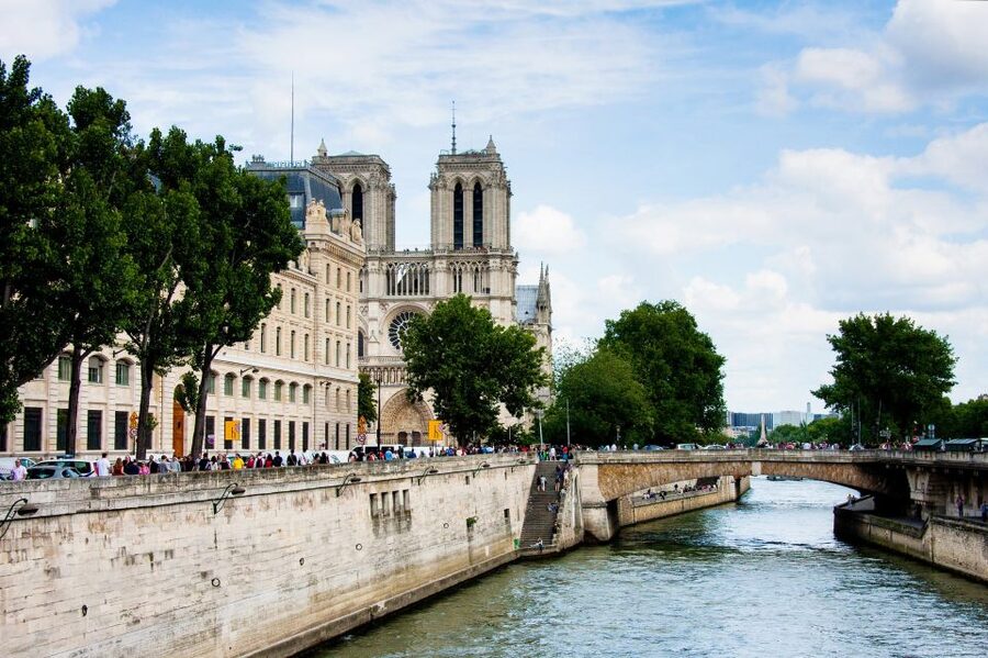 Paris Latin Quarter 2-Hour Private Walking Tour - Hôtel de Cluny and rare secular Gothic design