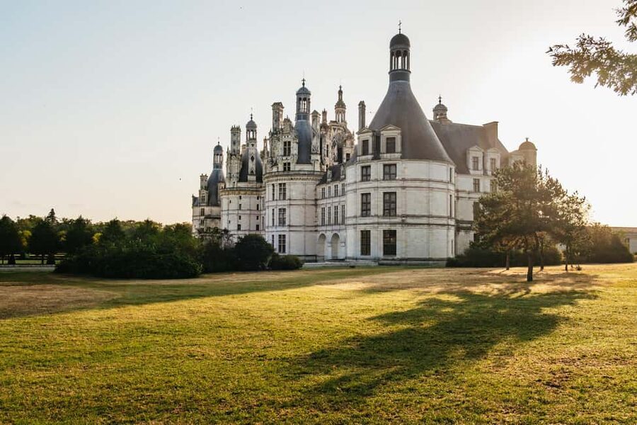 Paris: Loire Valley Chambord Castle, Wine Tasting & Lunch - Why this Loire Valley day trip works from Paris