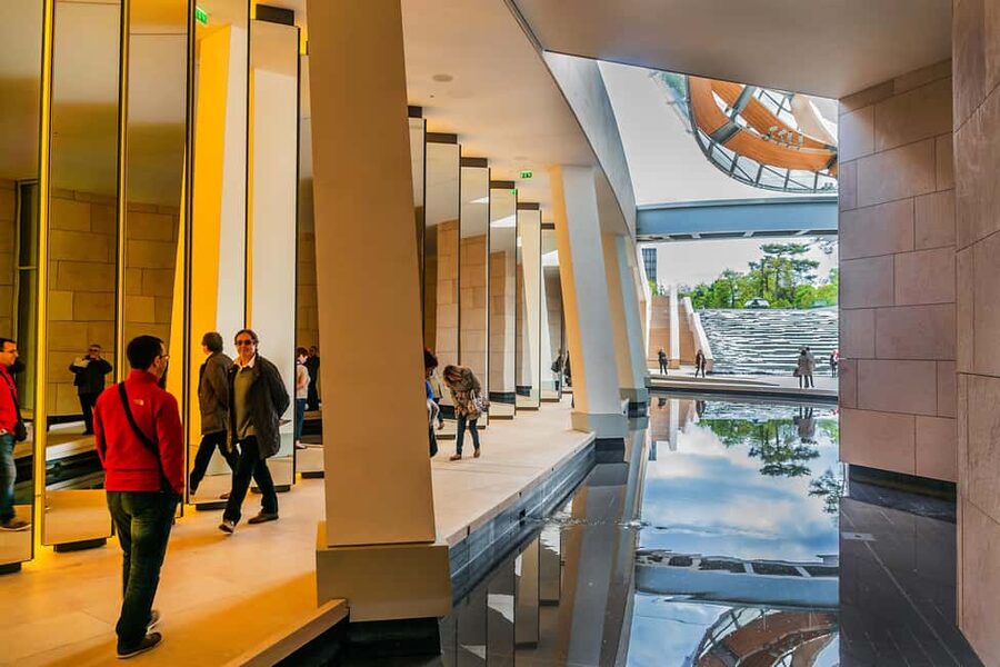 Paris: Louis Vuitton Foundation Exterior Tour with Entry - Why the Louis Vuitton Foundation is worth your time