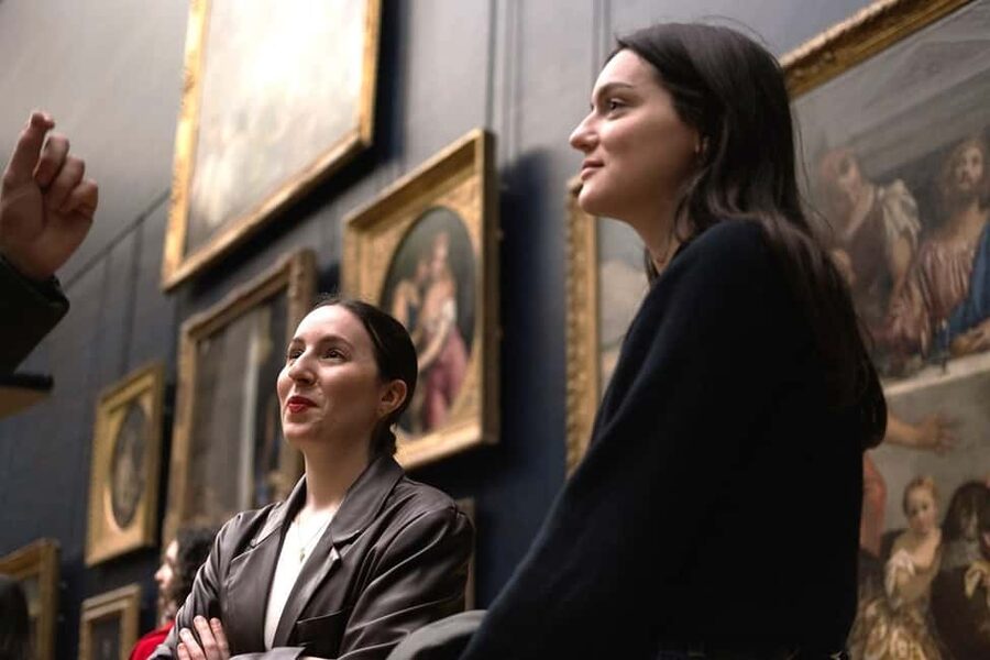 Paris: Louvre Masterpieces Tour with Pre-Reserved Tickets - French Romanticism and paintings of power