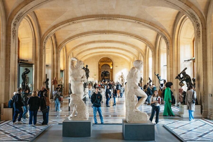 Paris: Louvre Museum Entry Ticket With Host and River Cruise - The Seine cruise and Paris from the water