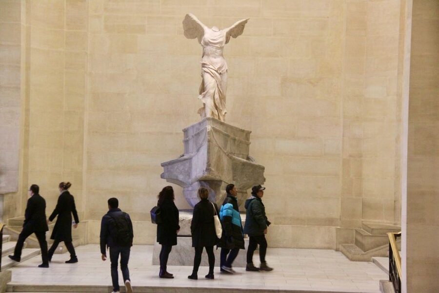 Paris: Louvre Museum Highlights and Mona Lisa Tour - Renaissance painting and the Mona Lisa