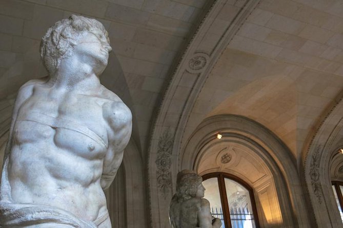 Paris Louvre Museum Must-Sees Guided Tour - The Mona Lisa and the art of seeing one famous painting