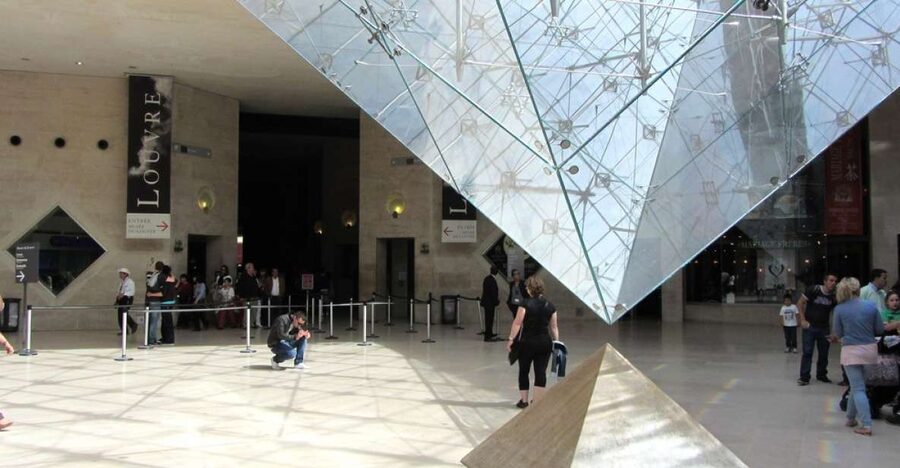 Paris: Louvre Museum Skip-The-Line Tour - Botticelli and the move toward Renaissance humanism
