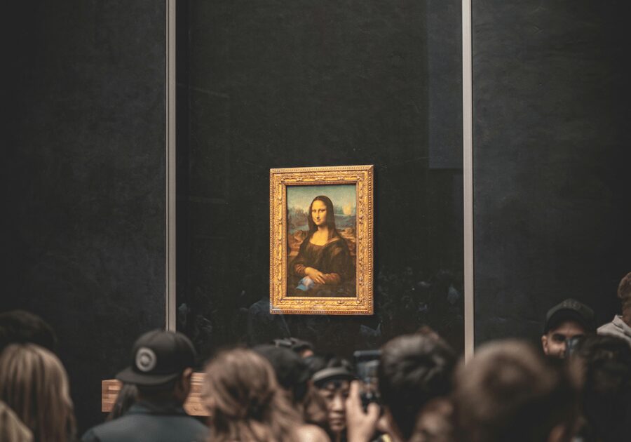 Paris: Louvre Museum Ticket & Exclusive Immersive AudioGuide - The Unmissables and the Mona Lisa