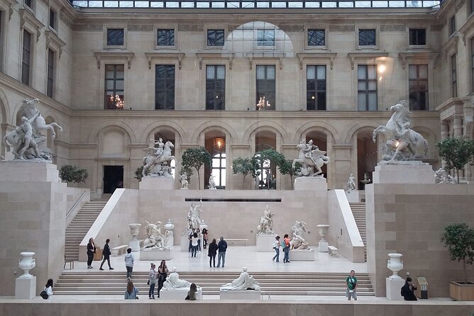 Paris: Louvre Museum Tour Mona Lisa & Iconic Masterpieces - Finding the Kiosque des Noctambules