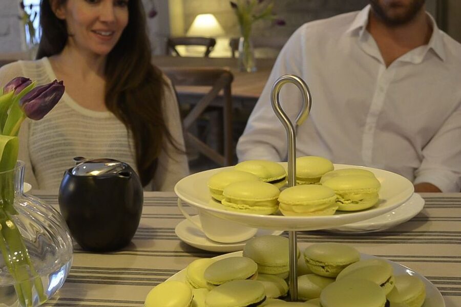Paris: Macarons Class, Teatime and To-Go Box - Who should book this class