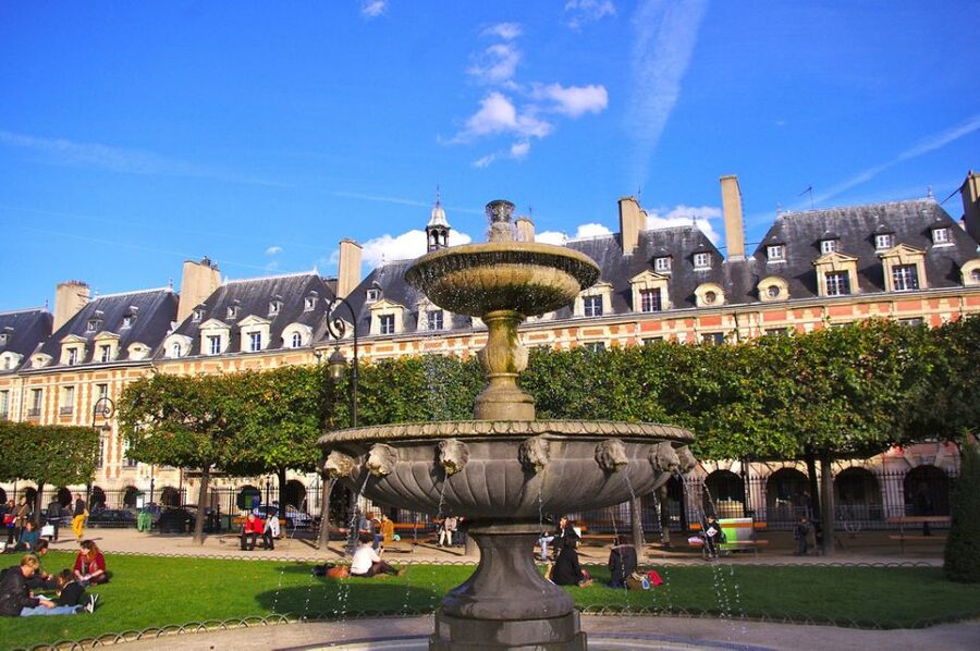 Paris Marais Quarter 2-Hour Private Walking Tour - Starting at Étienne Marcel and the old Les Halles
