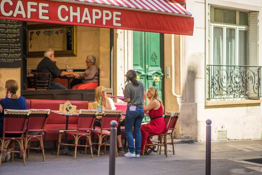 Paris Montmartre: 2-Hour City Tour in German - Lapin Agile and the quieter side of the hill
