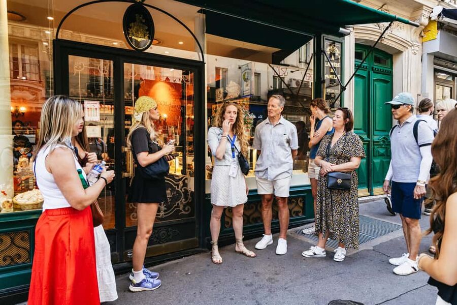 Paris: Montmartre Cheese, Wine & Pastry Guided Walking Tour - Who should book this Montmartre walk?