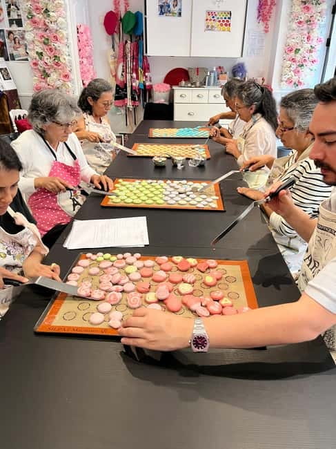 Paris: Montmartre Macaron Baking Workshop - Why this two-hour class works for beginners