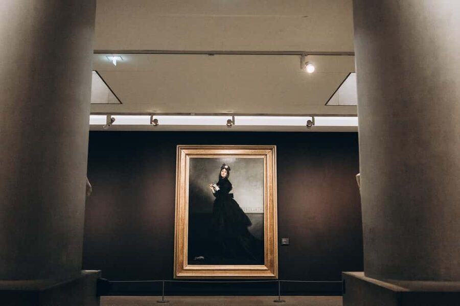 Paris: Musée d’Orsay Ticket and Guided Tour - Entering the former train station