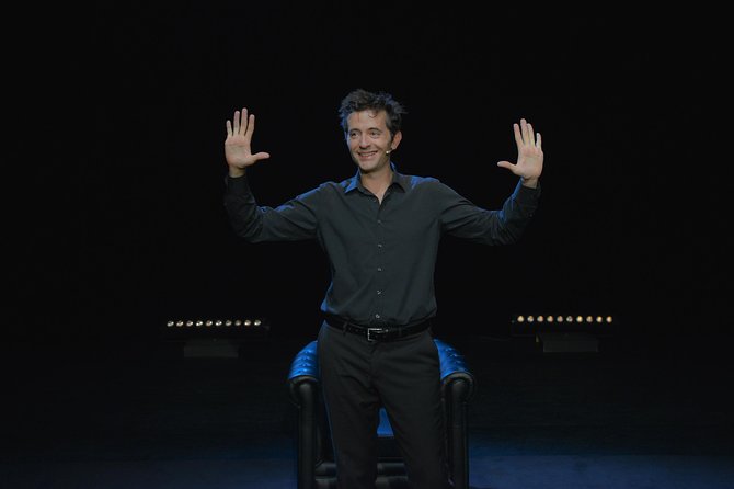 Paris night out : Comedy in English 'How to Become a Parisian ?' - What the comedy covers, and where the humor lands