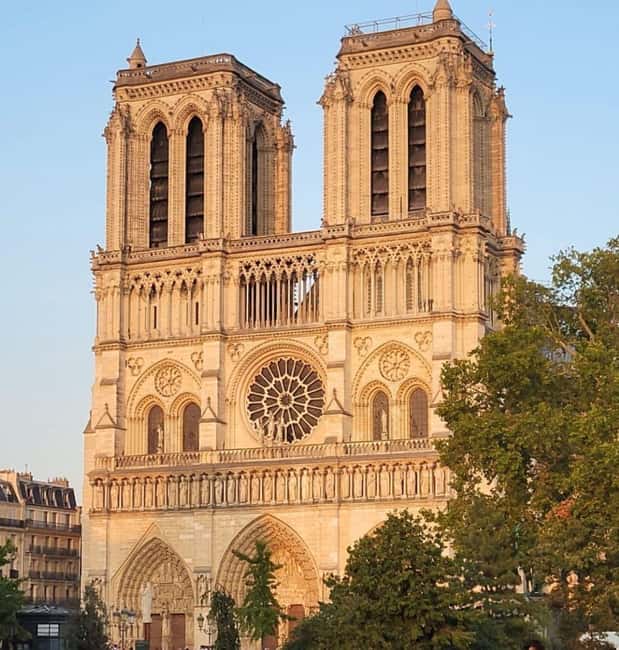 Paris: Notre Dame Exterior, Latin Quarter Tour and Pantheon - The Emily in Paris stop is fun, but clearly optional in value