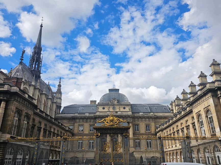 Paris: Notre Dame Outdoor Tour with Sainte-Chapelle / Crypt. - The Archaeological Crypt beneath Ile de la Cité