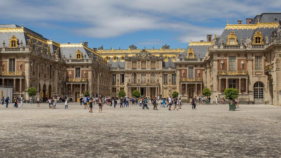 Paris: Palace of Versailles Ticket with Private Transfer - Key points to know before booking