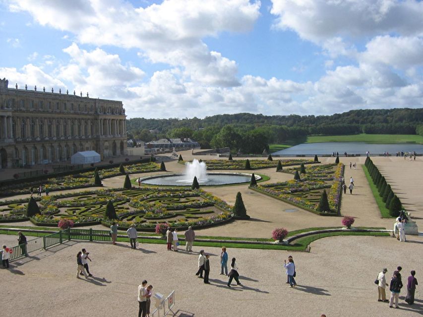 Paris: Palace of Versailles Ticket with Private Transfer - The Hall of Mirrors and Royal Chapel