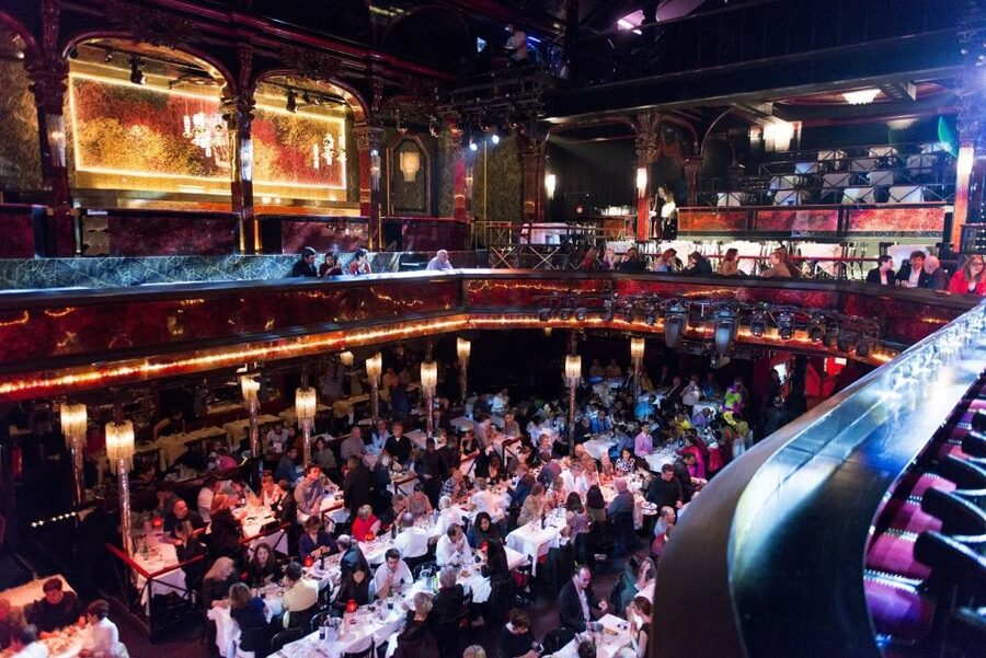 Paris: Paradis Latin Cabaret Show with Optional Champagne - The seating issue deserves serious attention