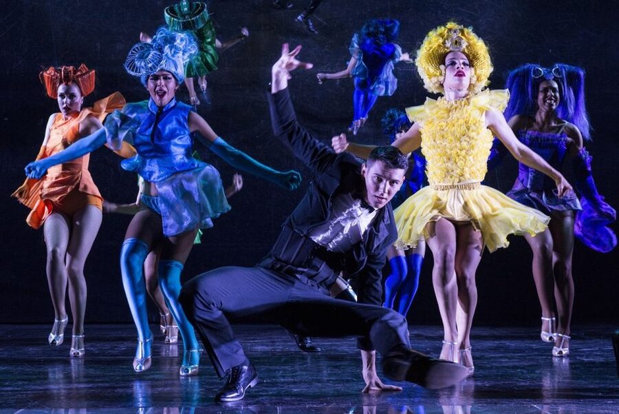 Paris: Paradis Latin Cabaret Show with Optional Champagne - Who will enjoy this cabaret most