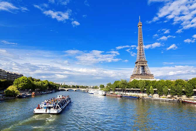 Paris Pass with over 90 Top Attractions including Notre Dame Tour - Food stops that make the pass feel more personal