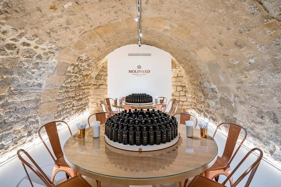 Paris: Perfume-Making Workshop - The professional perfumer’s role