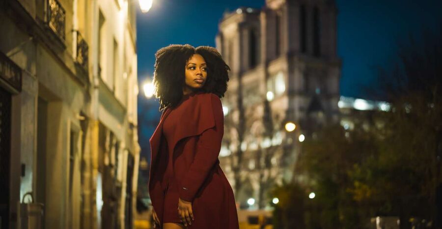 Paris: Premium Film Director Photoshoot & Natural Direction - The secret stop and the one-hour route