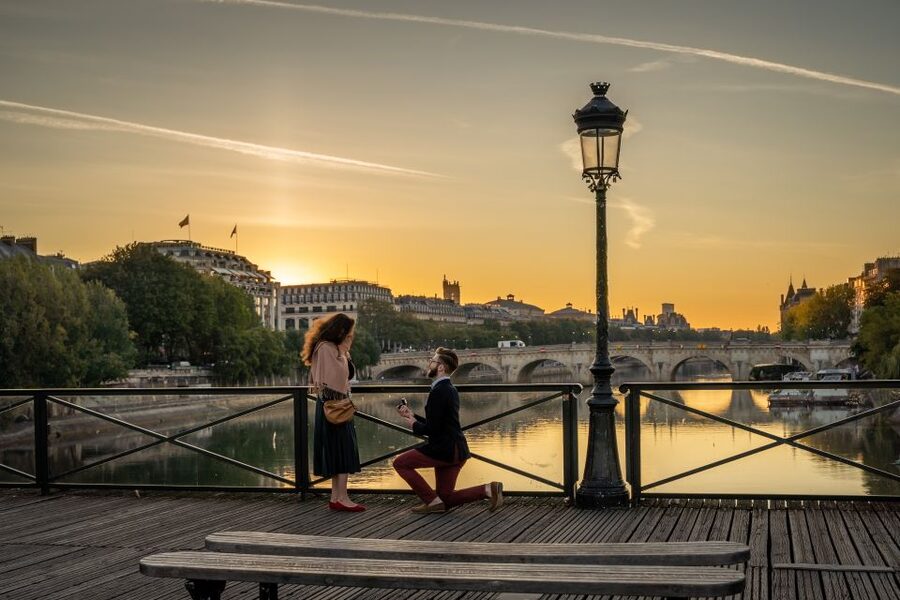 Paris: Premium Film Director Photoshoot & Natural Direction - Choosing the right Paris backdrop