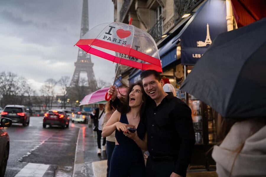 Paris: Premium Photoshoot with Iconic Eiffel Tower Views - What the photo editing includes
