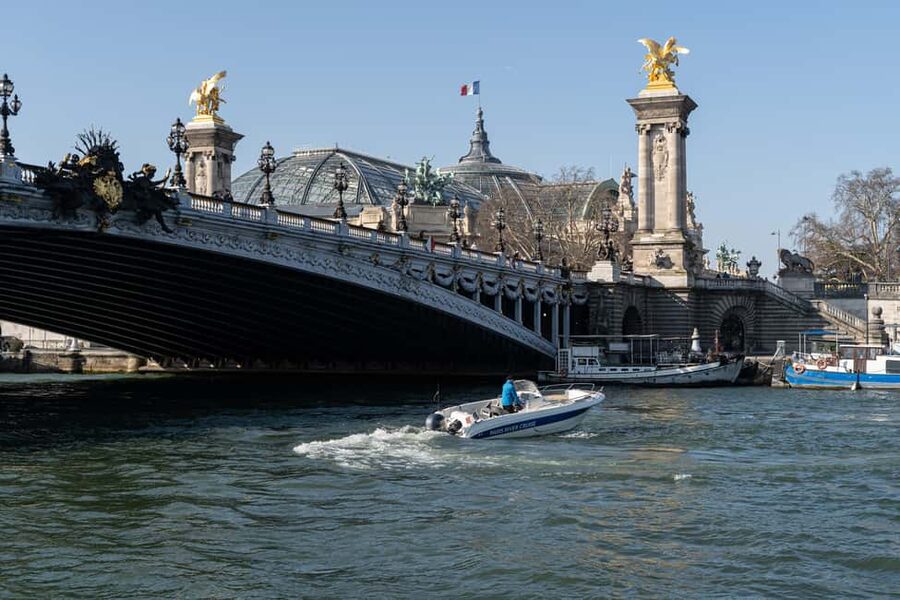 Paris Private Boat Seine River with Captain Guide - Pont Alexandre III and the Musée d’Orsay