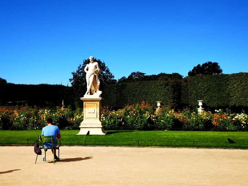Paris: private city tour with seine river cruise - Grand Palais, Petit Palais, and Pont Alexandre III