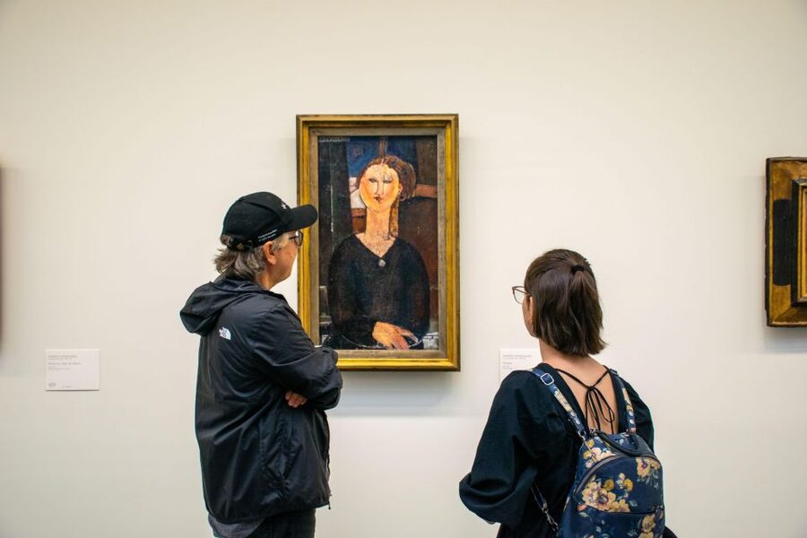 Paris Private Custom Tour: Half-Day with a Local Guide - Price and what the private format is worth