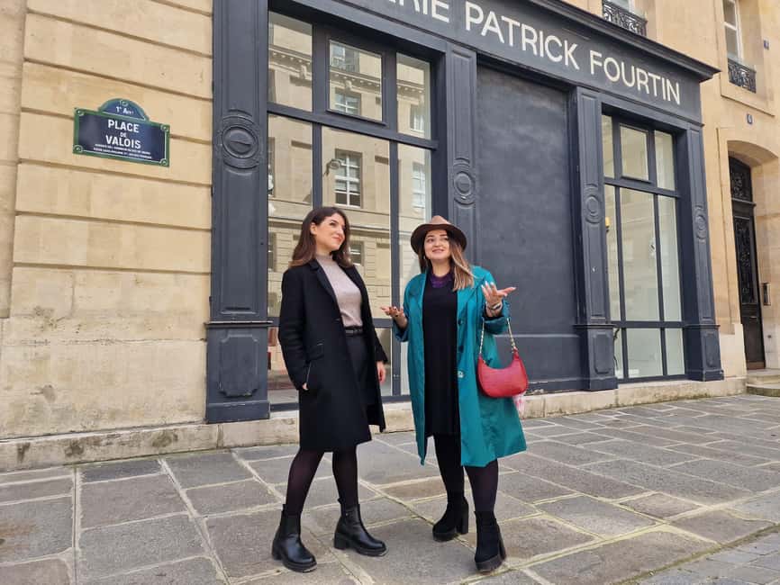 Paris: Private Fashion Tour (Chanel, Dior, Sex & the City) - A café pause with coffee and pastry