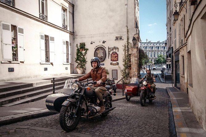 Paris Private Flexible Duration Guided Tour on a Vintage Sidecar - What the guides add to the ride