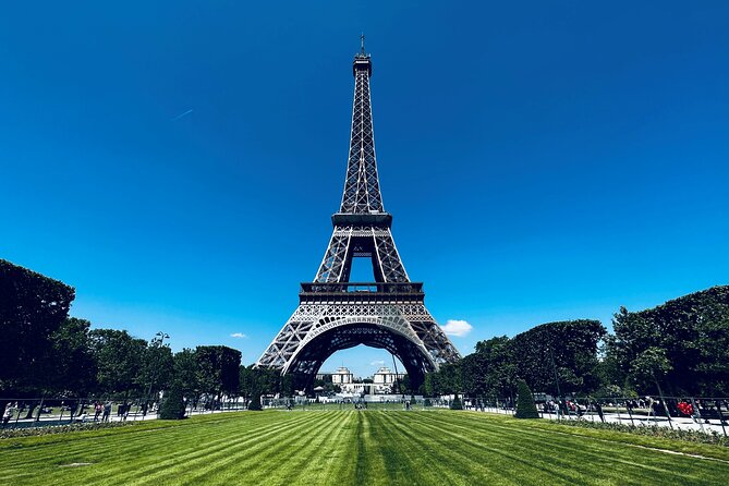 Paris Private Guided Layover Tours - Meeting Your Driver at CDG or Orly