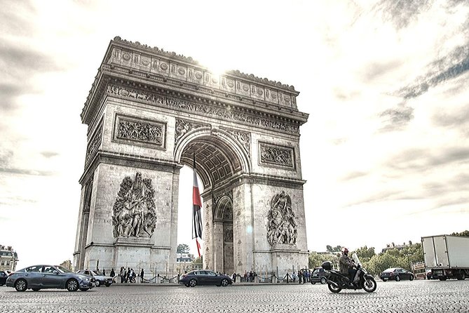 Paris Private Guided Layover Tours - The Louvre Without the Museum Queue