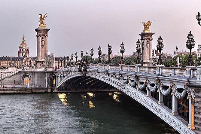 Paris Private Guided Layover Tours - Sacré-Coeur and the Hilltop Finish