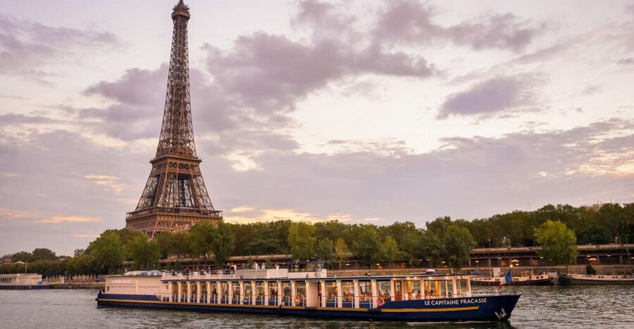 Paris: Romantic Cruise with 3-course Dinner on Seine River - FAQ