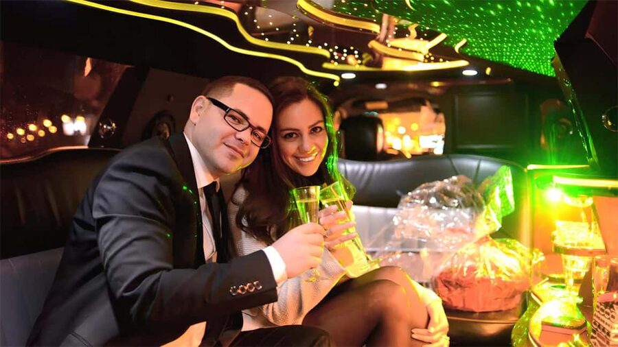 Paris: Romantic Limousine Tour - What the ratings tell you about the experience