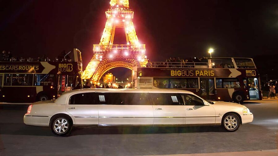 Paris: Romantic Limousine Tour - Practical ways to make the hour count