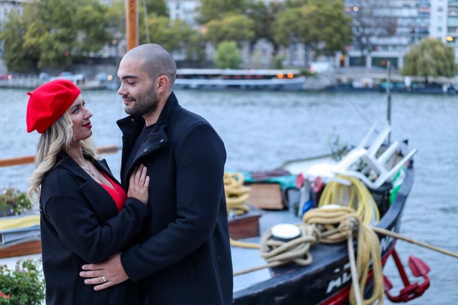 Paris: Romantic Photoshoot for Couples - Who should book this experience