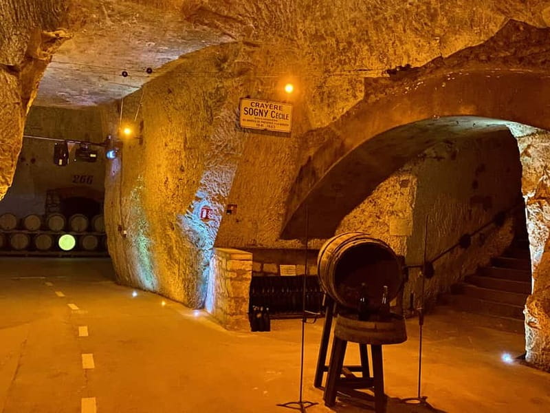 Paris: Ruinart and Veuve Clicquot Champagne Tour by Mercedes - Lunch in Reims, with time to choose your own pace